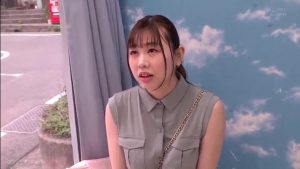 250303丈の長い服を着る奥さん可愛いe3