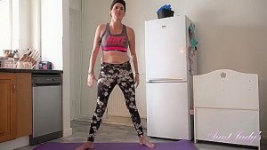 Judys – Working Out With Petite Milf Scarlet