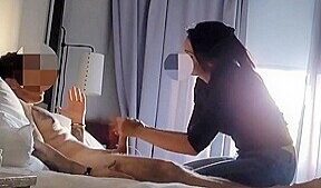 une escort me taille une pipe a l hotel