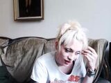 amateur blonde solo webcam