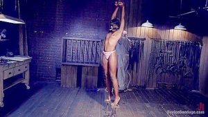 Ana Foxxx – Ebony Babe Suffers Beautifully