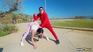 Lola Bratz – Fucking Slut In Public