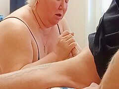 After A Deep Blowjob, I Fill My Mouth With Cum And She Eats It