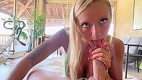 la belle s occupe trop bien de le faire jouir