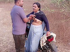 Natural Tits Horny Indian MILF Bhabhi Outdoor Sex – Hindi Audio