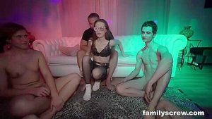 Julia Ross – Family Games