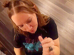 Fucking An Emo Milf After A Concert. Huge Cumshot On Her Ass