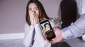 Leria Glow VR Porn: The Student – DarkRoomVR