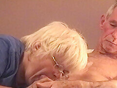 Mature Couple In Hot Blowjob Adult Smutty