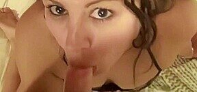 c est trop bon ton gros chibre dans ma bouche