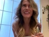 MissIvyDoll – Answering Door Naked for Pizza
