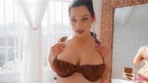 March Totm – Natural Woman