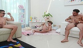 Pregnant teen Larinha Small getting fucked by 2 big cocks with