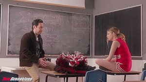 – Teen 18+ Blonde Cheerleader Goes Cock Crazy In Class (coco Lovelock)