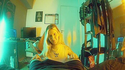 Yo Blonde Intern Twerking And Fucking Coworker After Work – Bitch Coin