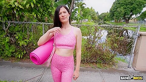 Hope Fontaine – Deep Anal Is Better Than Yoga Class