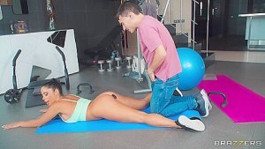 Megan Fiore, Jordi El Nino Polla – Yoga With A High-intensity Fuck