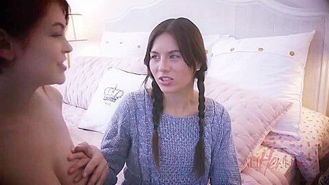 Alison Rey, Bree Daniels – Love Is A Rebellious Bird