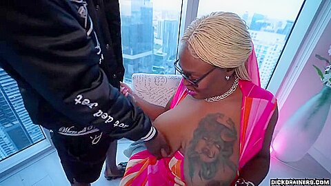 King Treyy – Busty Gilf Teacher Personally Tutors Hu