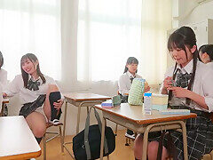 x5x8E93CD8B6CD77C207D