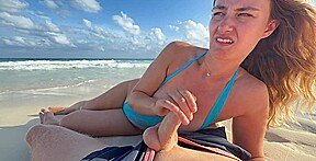 je me prend une belle faciale a la plage