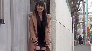 Daring Asians Flashing